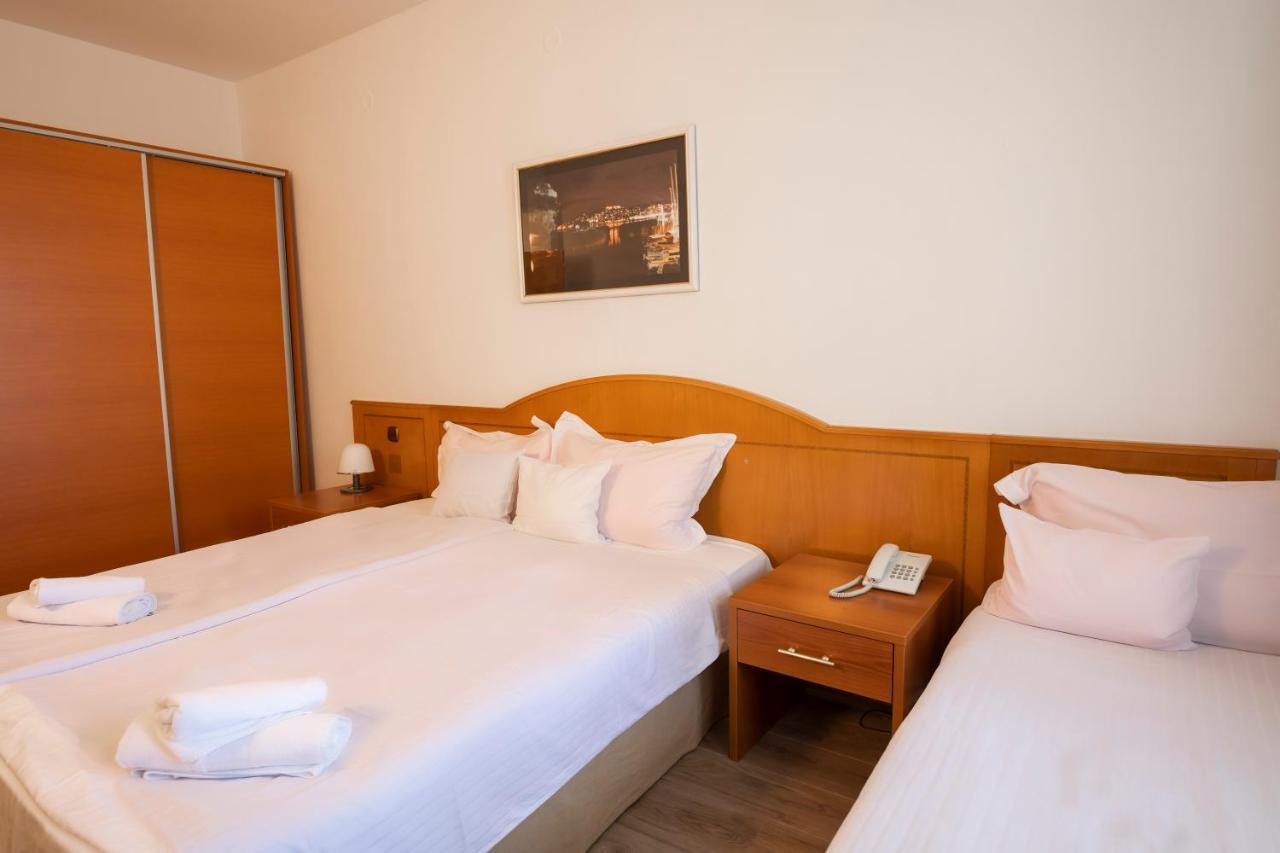 Hotel Tourist - Metropol Lake Resort Ohrid Exteriör bild
